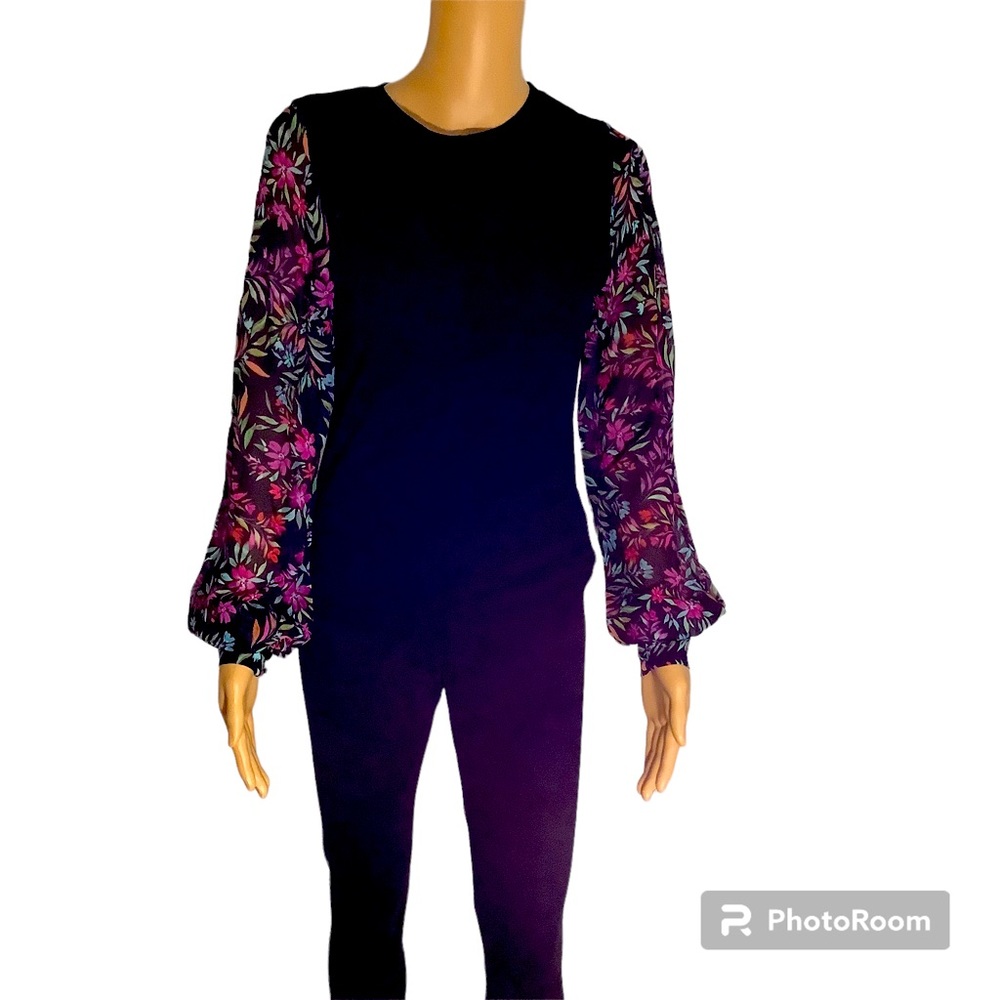 Generation love flower sleeve shirt